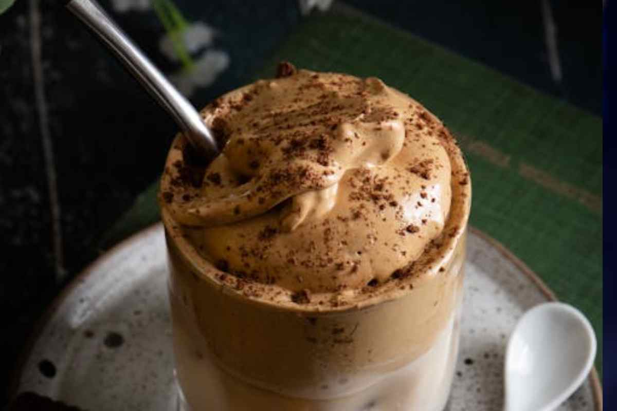 Crema caffè in bicchiere